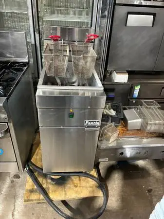 Electric deep fryer /restaurant equipment