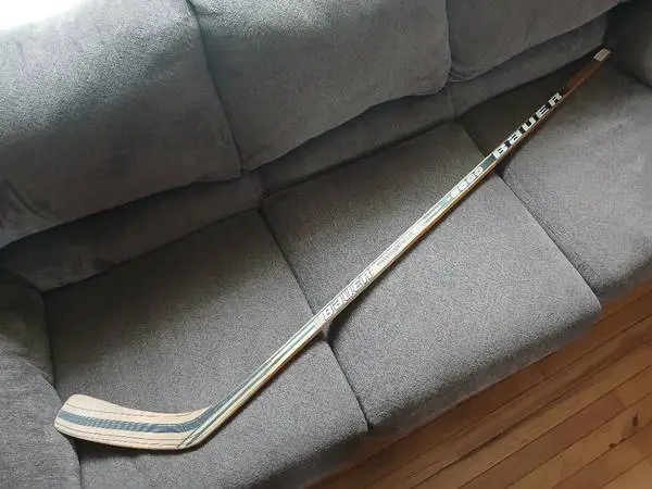 VINTAGE RIGHT HAND BAUER SUPREME PRONGER PRO PATTERN WOOD HOCKEY STICK