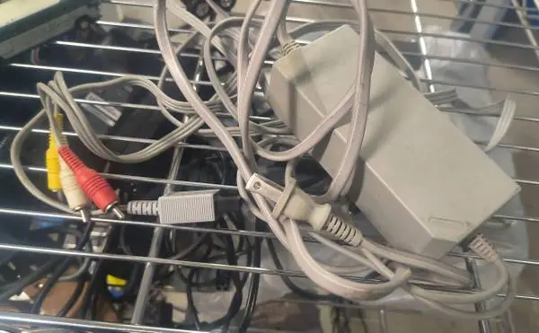 Nintendo WII Power Supply & AV Cord