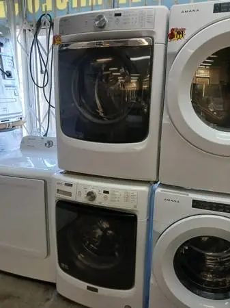 Commercial quality maytag front load washer and gas dryer