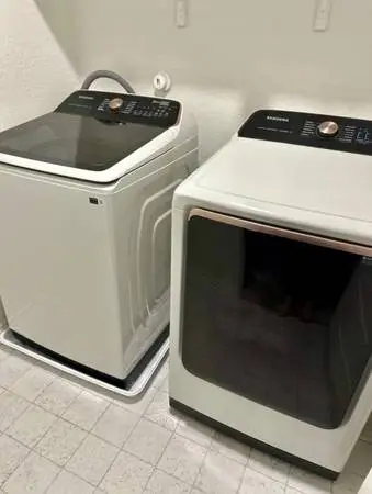 2026 Samsung smart washer & dryer set
