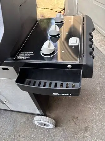 weber gas grill spirit