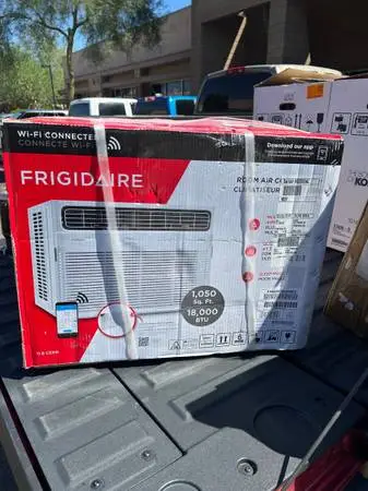 New 18,000 BTU window air conditioner cools XXXL 1,020 sq-ft rooms