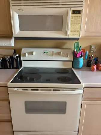 Whirlpool electric stove