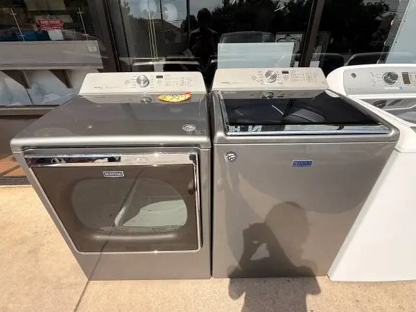 Used Gray MayTag Washer and Dryer XL