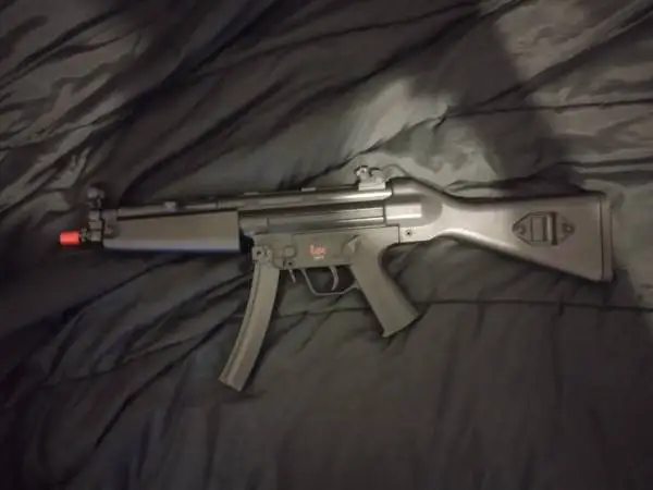 Airsoft MP5 (spring)