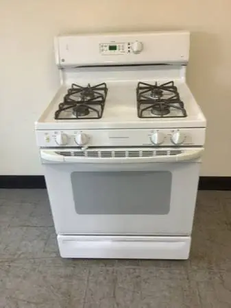 GE gas self cleaning oven