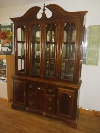 Display Case with Light/Storage Cabinet
