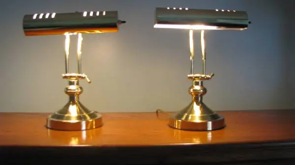 DESK LAMPS
