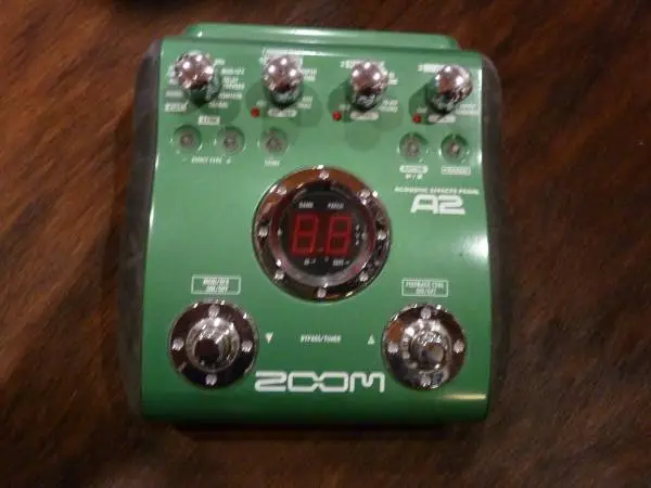 Zoom A2 Acoustic Guitar Pedal with Adapter