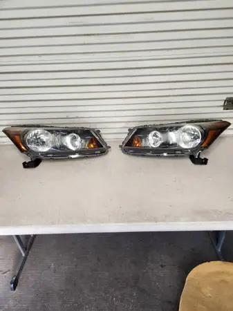 2008 to 2012 Honda Accord sedan headlights