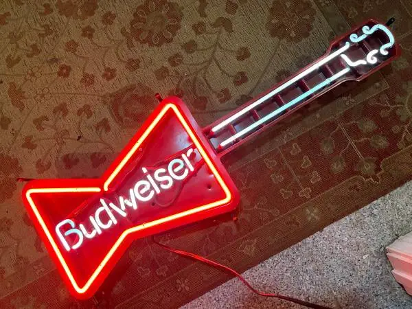 Vintage 1990 Budweiser neon Guitar light, perfect condition