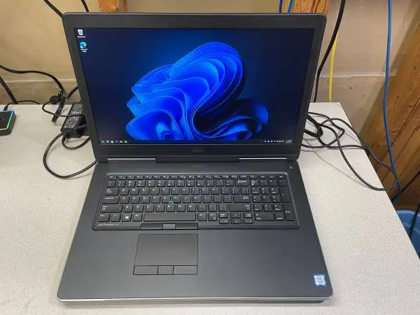 40GB DELL PRECISION 7710 INTEL 4 CORE I5-6300HQ 2.30 GHZ