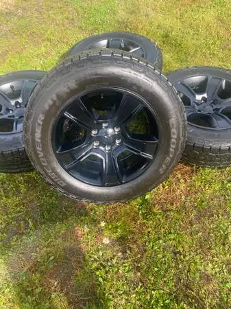 2019 to 2026 rims tires mud snow at3 275/60r20 ram 1500 6 lug Laramie