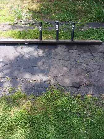 FISHPOLE HOLDER FOR THROWING