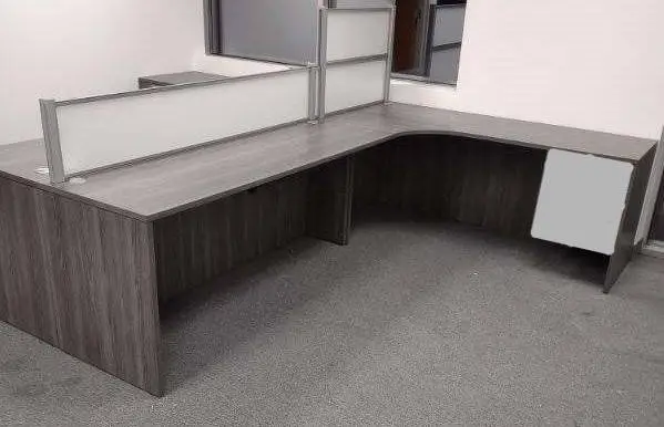 *9 colors New 2 Person 5.5 X 8/8.5/9 L Desk w/Frost or Fabric Dividers