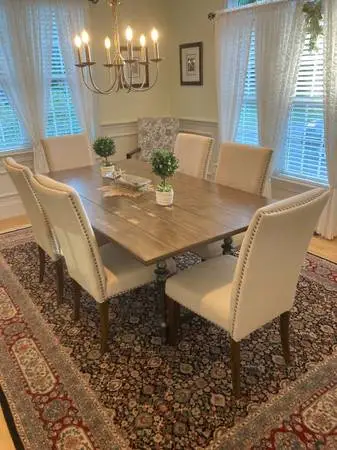 Table & 6 chairs Reduced Price