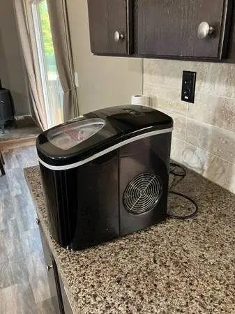 Frigidaire ice maker
