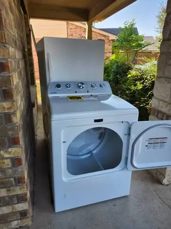 MAYTAG  GAS DRYER
