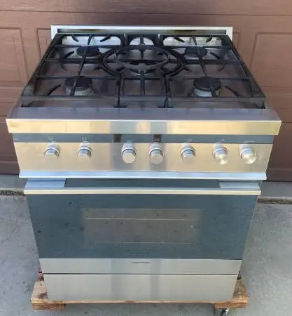 30 5-burner gas range and convection oven, steel, Fisher & Paykel