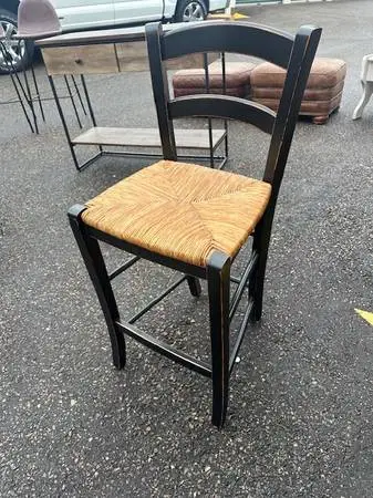 BARGAIN FURNITURE