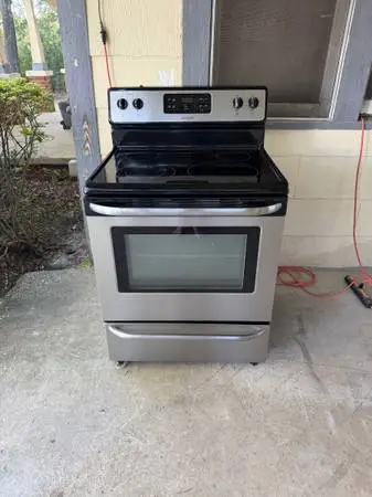 Frigidaire Glass Top Stainless Steel Stove