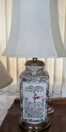 Asian Vase lamp Antique