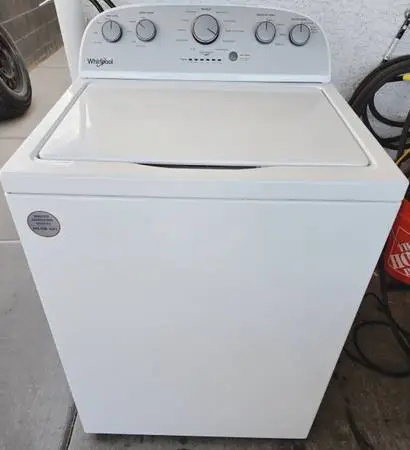 Whirlpool Washer Machine (90 DAYS WARRANTY) DELIVERY AVAILABLE