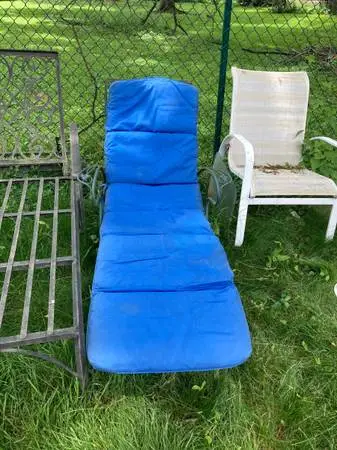 MUST GO!!! Vintage Woodard Patio Chaise Lounger