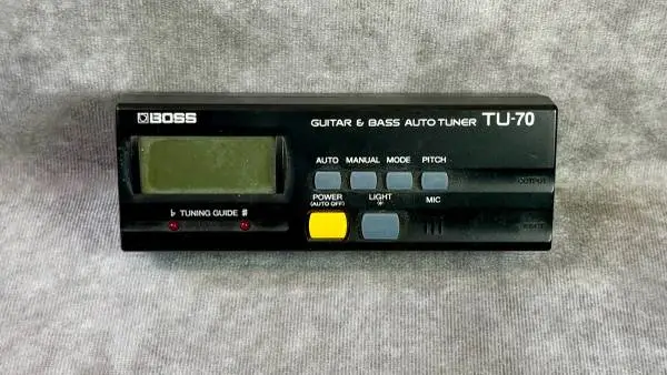 BOSS TU-70 Tuner