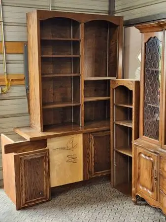 CUSTOM MADE BOOKCASE