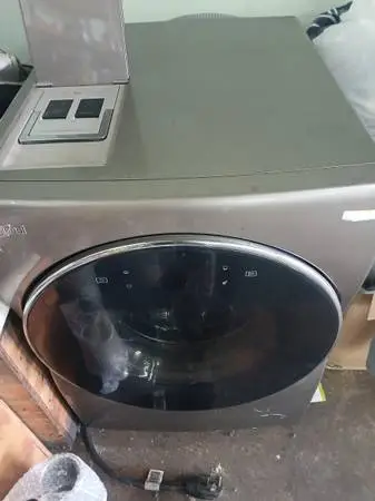 Washer and dryer in one machi