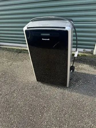 PORTABLE AC UNIT