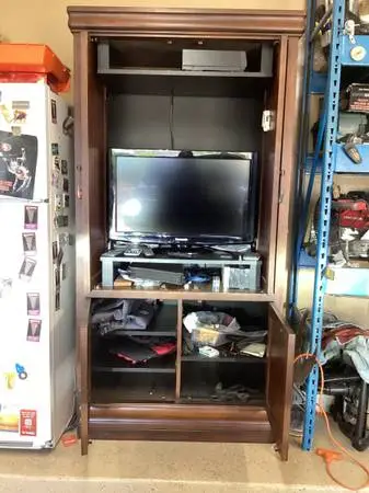 Tv cabinet