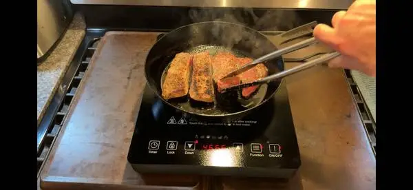 AMZCHEF 1800W Portable Induction Cooktop | 20 Settings | NEW!