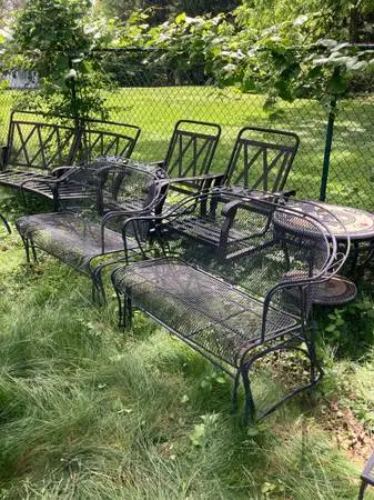 MUST GO!!! Woodard Iron Glider/Swing