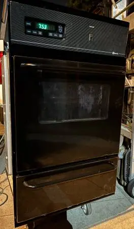 BLACK 24 INCH GAS OVEN