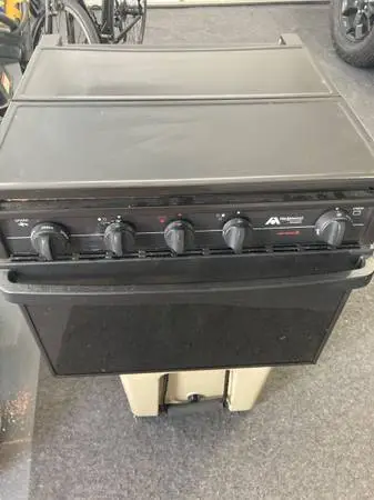 Rv 3 burner stove
