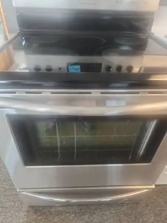 Glass top Stove with convection oven