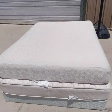 Queen mattress and box spring