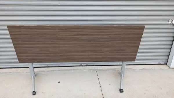 National Waveworks Flip Top Training Table