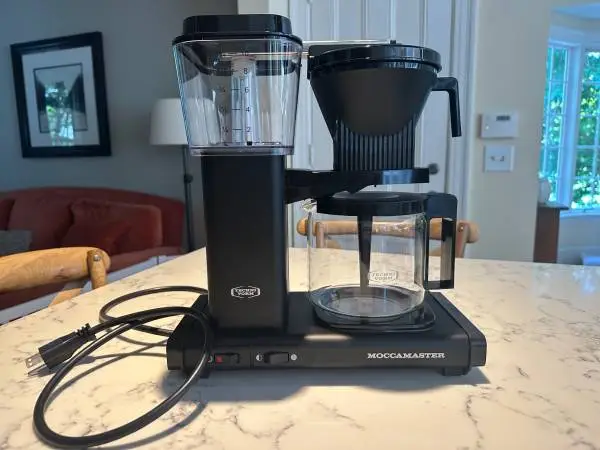 Moccamaster KBGV Coffee Maker – SCA/ECBC Certified Filter Brewer