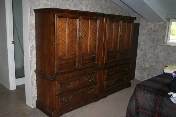 2 Large Heavy Duty Wood Dressers