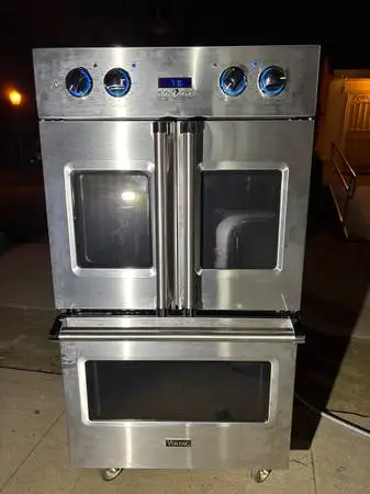 30” Viking French door oven