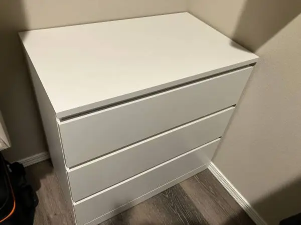 IKEA MALM 3-Drawer Dresser/Chest - White