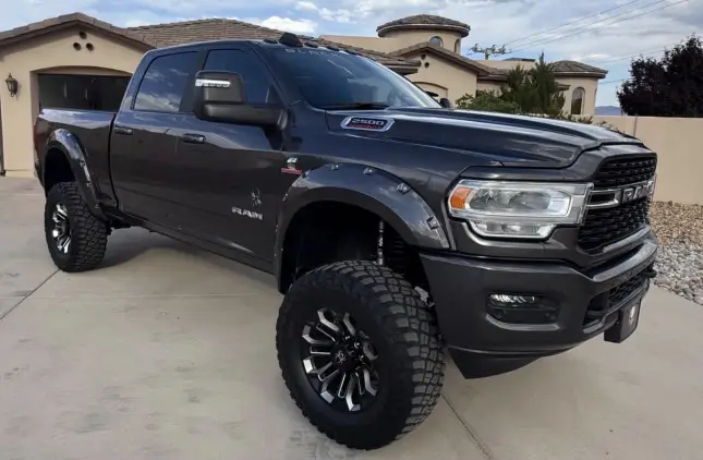 2024 Ram 2500 Big Horn Crew Cab 4x4
