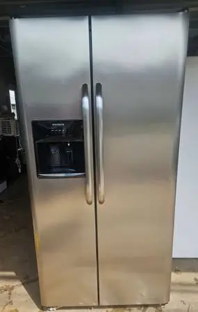 Fridge stainless