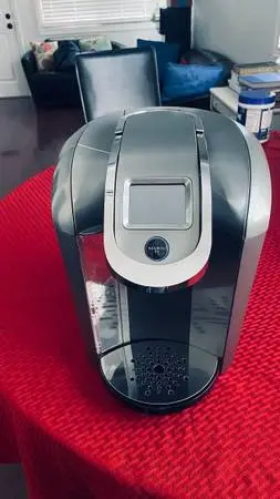 KEURIG 2.0 COFFE MAKER