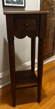 VINTAGE-AMERICANA WOODEN SIDE TABLE with DRAWER