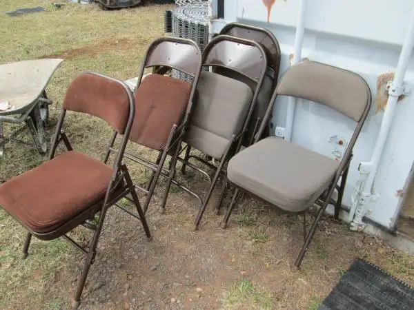 Cushy Folding Chairs